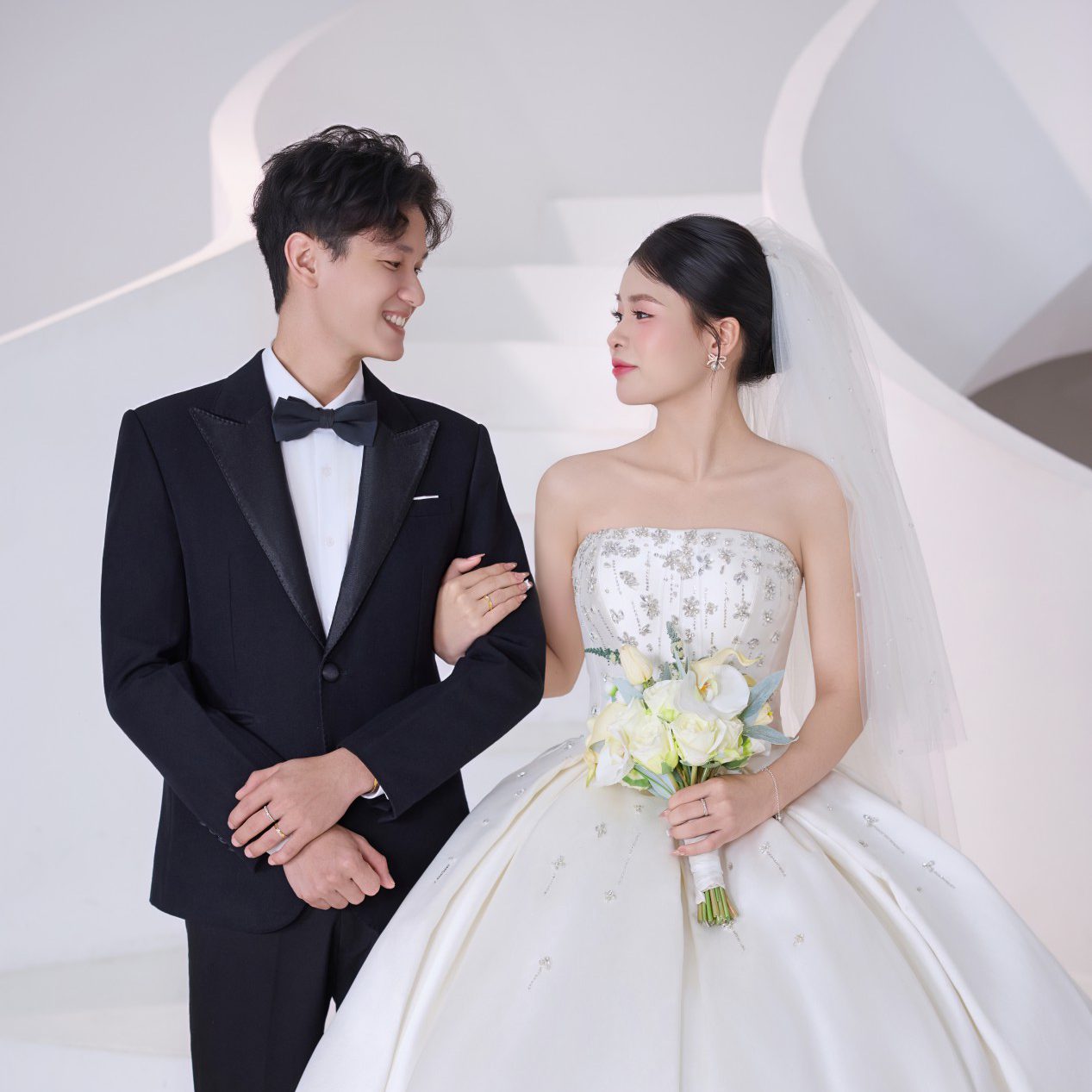 Văn Thanh & Thuỳ Linh Thiệp Mời Cưới