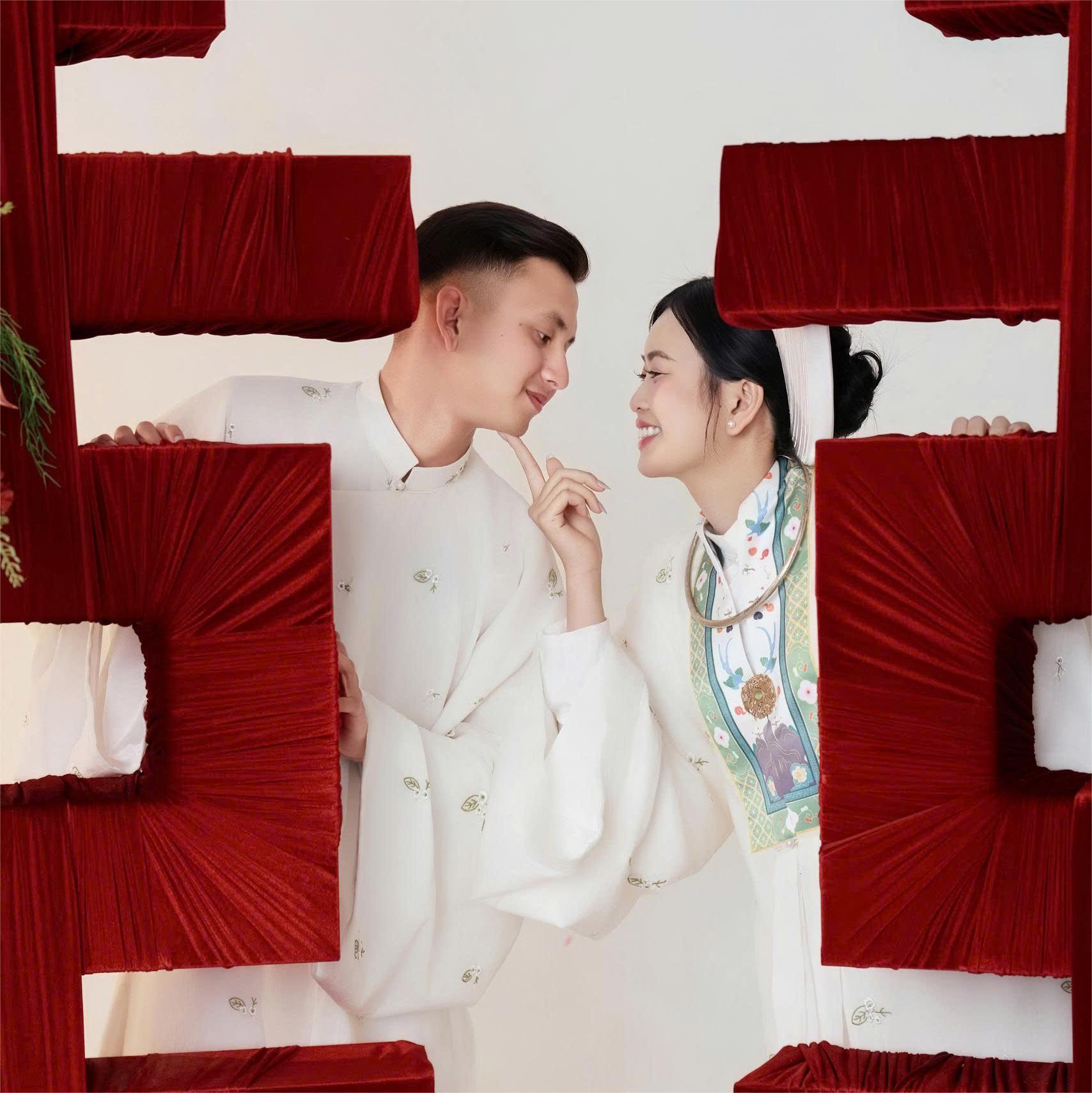 Thiệp mời cưới Trung & Hương